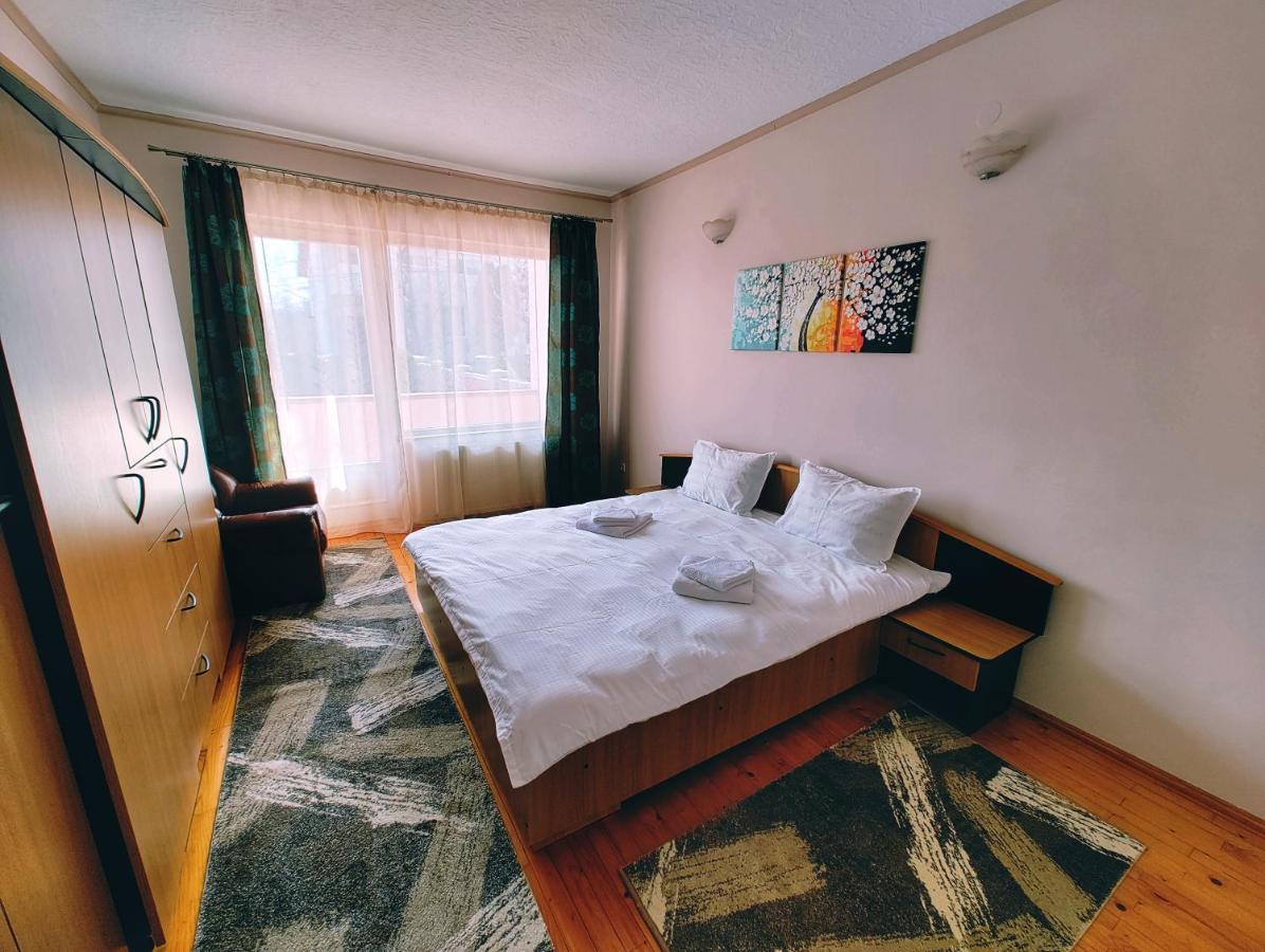Ten'S Apartment - Spatios Si Linistit Kolozsvár Kültér fotó