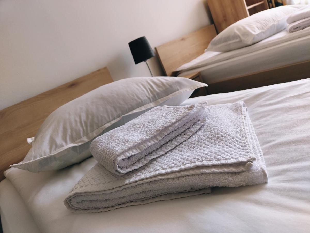 Ten'S Apartment - Spatios Si Linistit Kolozsvár Kültér fotó